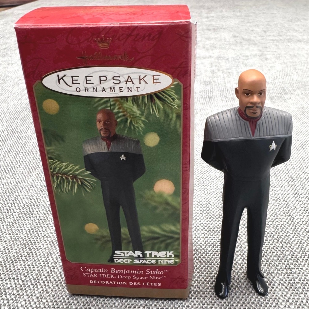 Hallmark Keepsake 2001 Star Trek Deep Space Nine Captain Benjamin Sisko Ornament